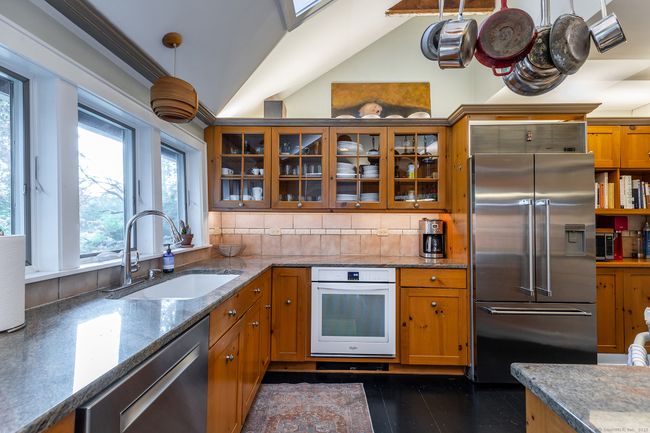 117 Looking Glass Hill Rd, House other with 4 bedrooms, 4 bathrooms and null parking in Morris CT | Image 6