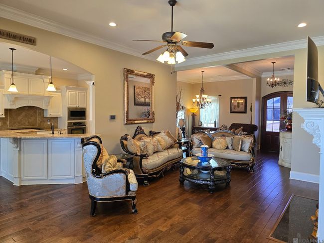 6549 Clark Plantation Dr, House other with 4 bedrooms, 3 bathrooms and 4 parking in Gonzales LA | Image 7