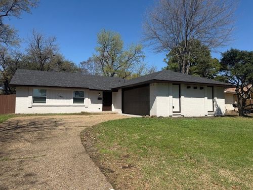 1109 Sleepy Hollow Dr, Garland, TX, 75043-5228 | Card Image