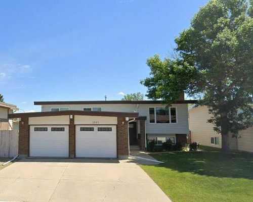 1905 Beech Rd S, Lethbridge, AB, T1K5B2 | Card Image