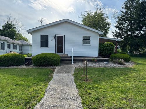 127 Hilton Avenue, Panama, IL, 62077 | Card Image