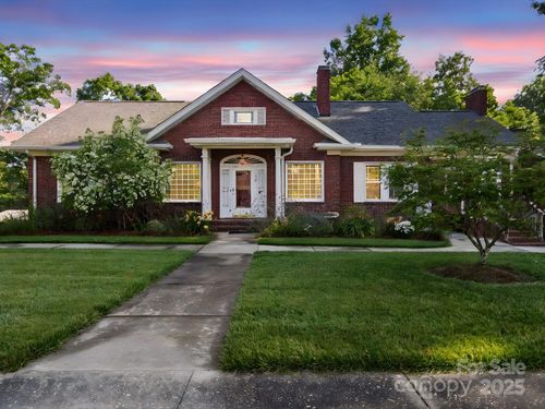 729 Montgomery Ave, Albemarle, NC, 28001-4239 | Card Image