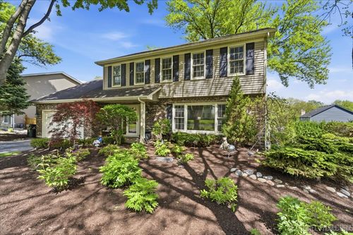 530 Olesen Dr, Naperville, IL, 60540-6908 | Card Image