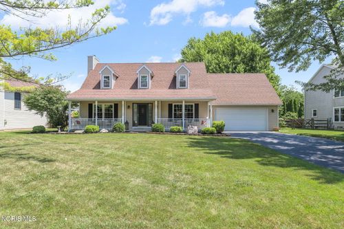 136 Rutledge Dr, Waterville, OH, 43566-1143 | Card Image