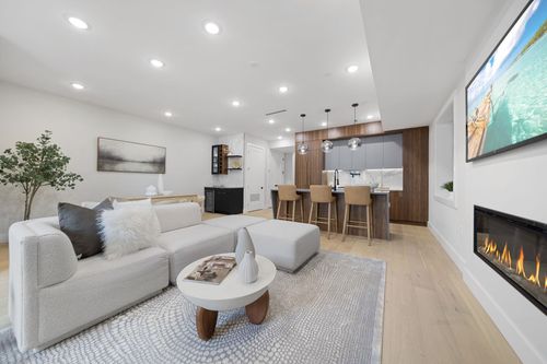 1-373 New York Ave, Jersey City, NJ, 07307-1104 | Card Image