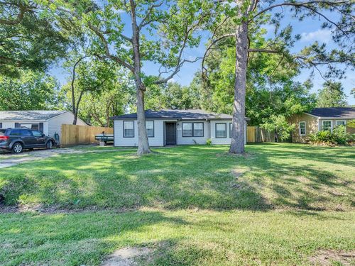 7426 Stephanie Dr, Deer Park, TX, 77536-6025 | Card Image