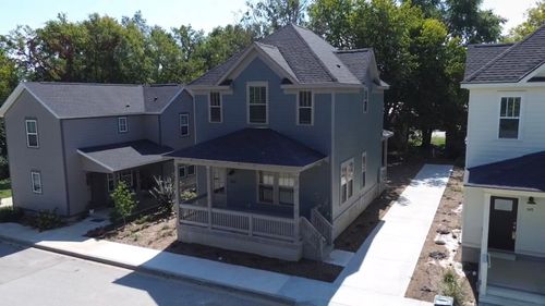 363 E 11th St, Fayetteville, AR, 72701 | Card Image