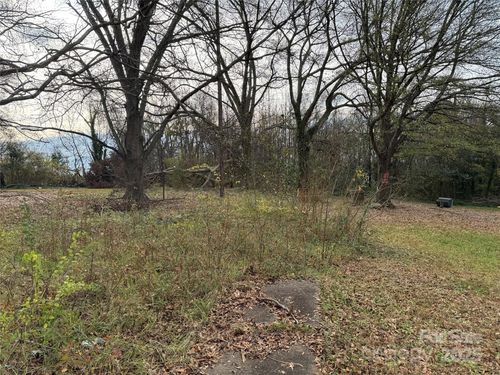 713 W Elm St, Shelby, NC, 28150-5643 | Card Image