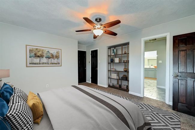 Primary bedroom virtually staged | Image 8