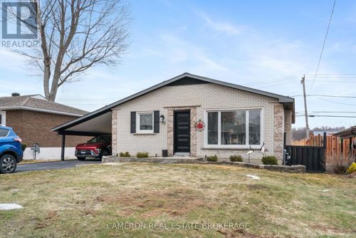 663 Hamilton Cres, Cornwall, ON, K6H5N6 | Card Image