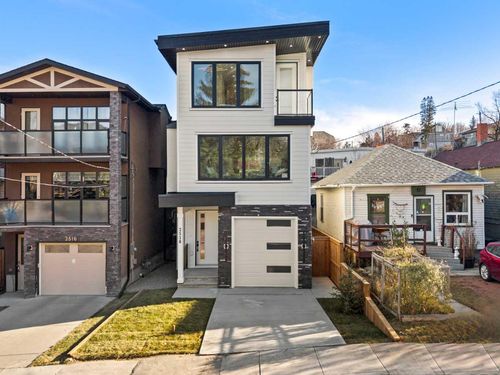 2518 16b St Sw, Calgary, AB, T2T4L9 | Card Image