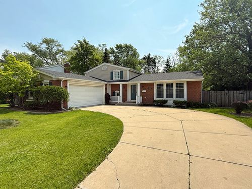 1807 S Surrey Ridge Dr, Arlington Heights, IL, 60005-3710 | Card Image