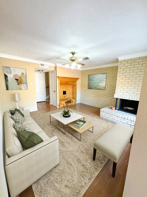 2007 Westmoor Pl, Arlington, TX, 76015-1150 | Card Image