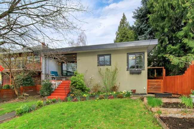 1205 Seventh Avenue, House other with 3 bedrooms, 2 bathrooms and 4 parking in New Westminster BC | Image 15