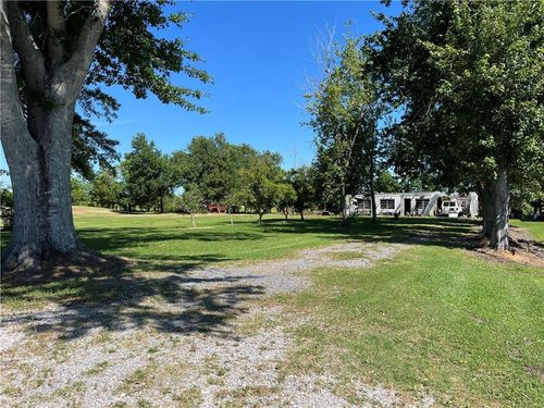 103 Luke Dr, Des Allemands, LA, 70030-3201 | Card Image