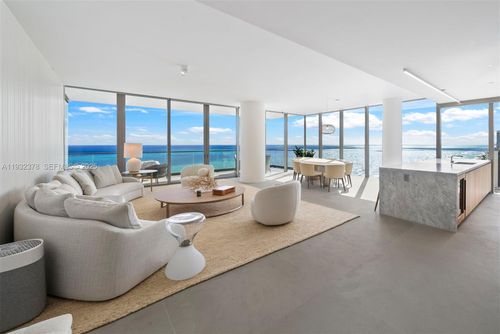 18b-2000 S Ocean Dr, HALLANDALE BEACH, FL, 33009-6890 | Card Image