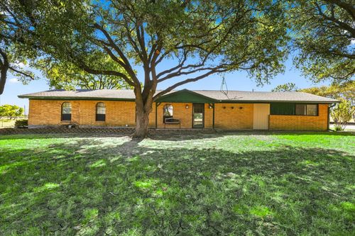10138 Terrace Rd, Sanger, TX, 76266-5730 | Card Image