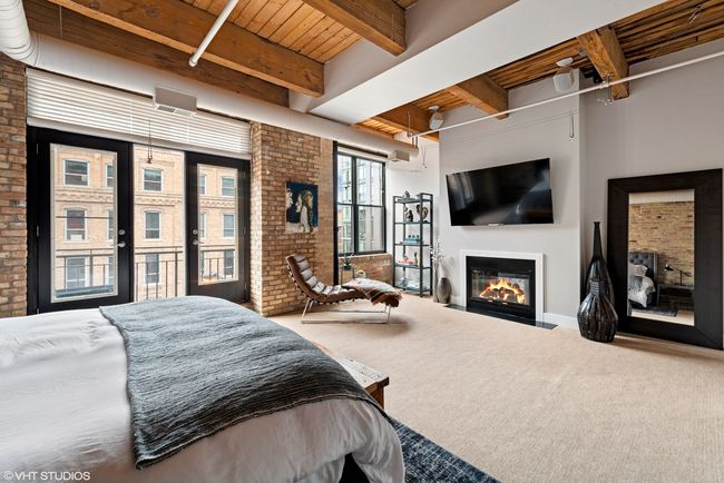 APT-410 - 375 W Erie St, Condo with 3 bedrooms, 2 bathrooms and 2 parking in CHICAGO IL | Image 10