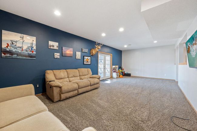 Walkout basement | Image 27