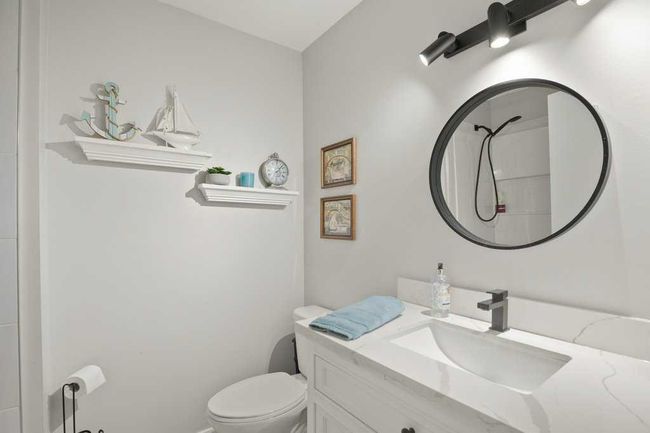 2 Mountain Pl, House other with 6 bedrooms, 3 bathrooms and 1 parking in Sylvan Lake AB | Image 19