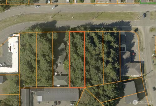 886 Ocean Shores Blvd Nw, Ocean Shores, WA, 98569-9117 | Card Image