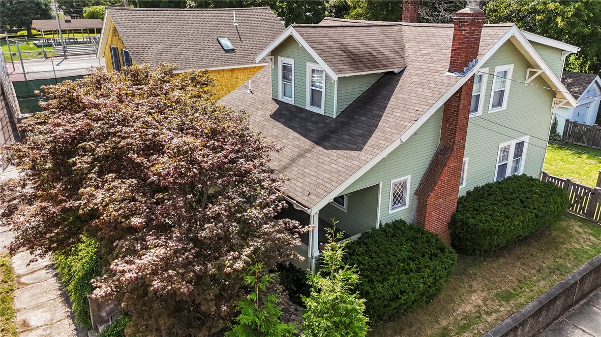 Cliff St, East Greenwich, RI 02818