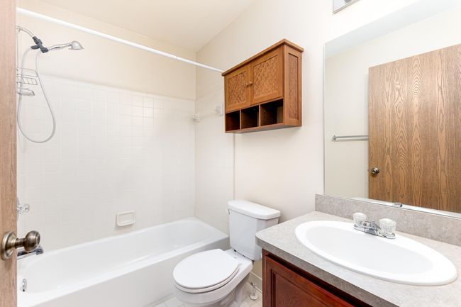 Bathroom | Image 21