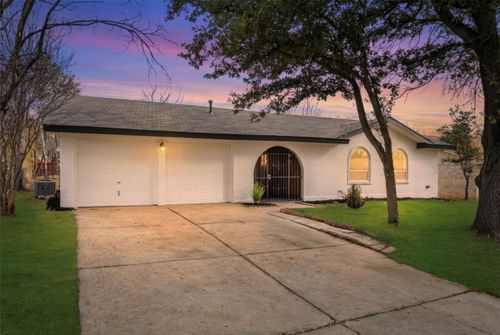 3405 Woodbridge Dr, Forest Hill, TX, 76140-2044 | Card Image