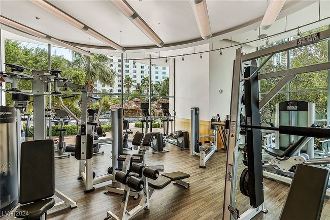 UNIT-903 - 322 Karen Ave, Home with 1 bedrooms, 2 bathrooms and 1 parking in Las Vegas NV | Image 21
