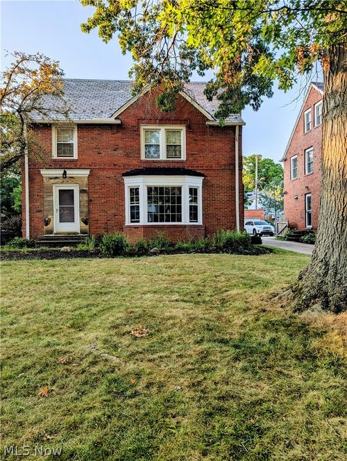 19219 Lomond Blvd, Shaker Heights, OH, 44122-5107 | Card Image