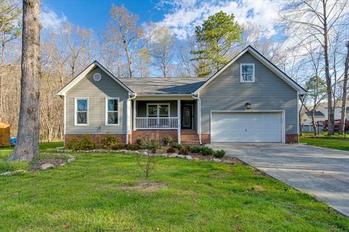 34 Woodland Ct, Trenton, GA, 30752-4697 | Card Image