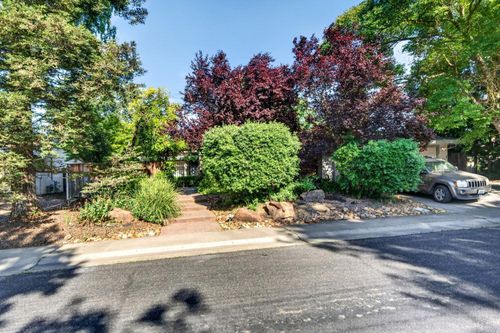 1222 Rosario St, Davis, CA, 95618-5041 | Card Image
