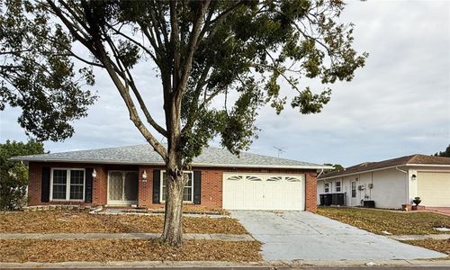 8840 Martinique Ln, PORT RICHEY, FL, 34668-5958 | Card Image