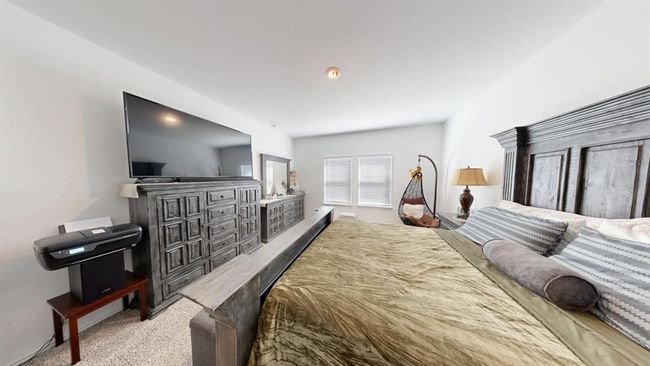 Lots of natural light | Image 25