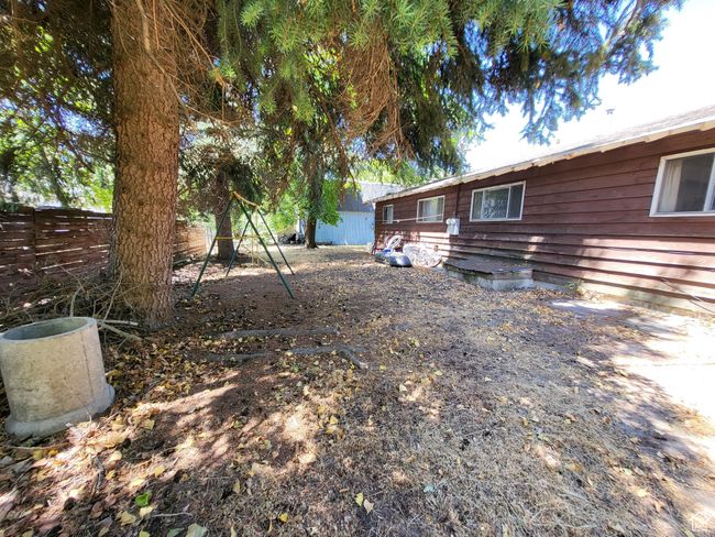 View of yard | Image 10
