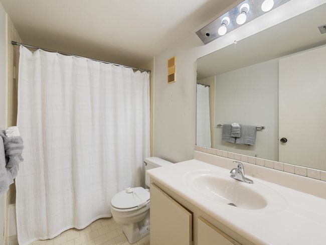 1109 - 380 Seaview Ct, Condo with 2 bedrooms, 2 bathrooms and null parking in MARCO ISLAND FL | Image 9
