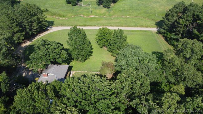 10282 N Perry Loop Rd, House other with 3 bedrooms, 3 bathrooms and null parking in Stigler OK | Image 9