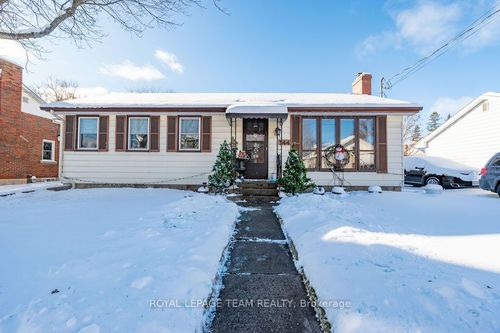 144 Opeongo Rd, Renfrew, ON, K7V2T5 | Card Image