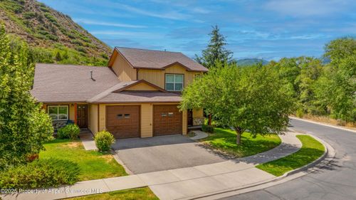 117 White Horse Pl, Glenwood Springs, CO, 81601-4634 | Card Image