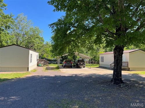 722 Daniels St, Piedmont, MO, 63957-1510 | Card Image
