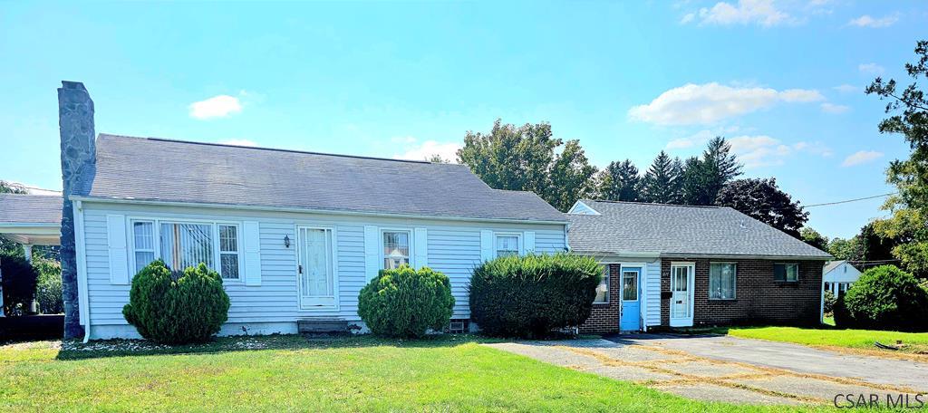 Minno Dr, Johnstown, PA 15905