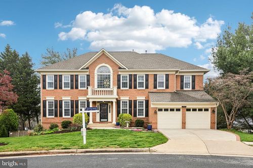 7902 Greenebrook Ct, FAIRFAX STATION, VA, 22039-3170 | Card Image