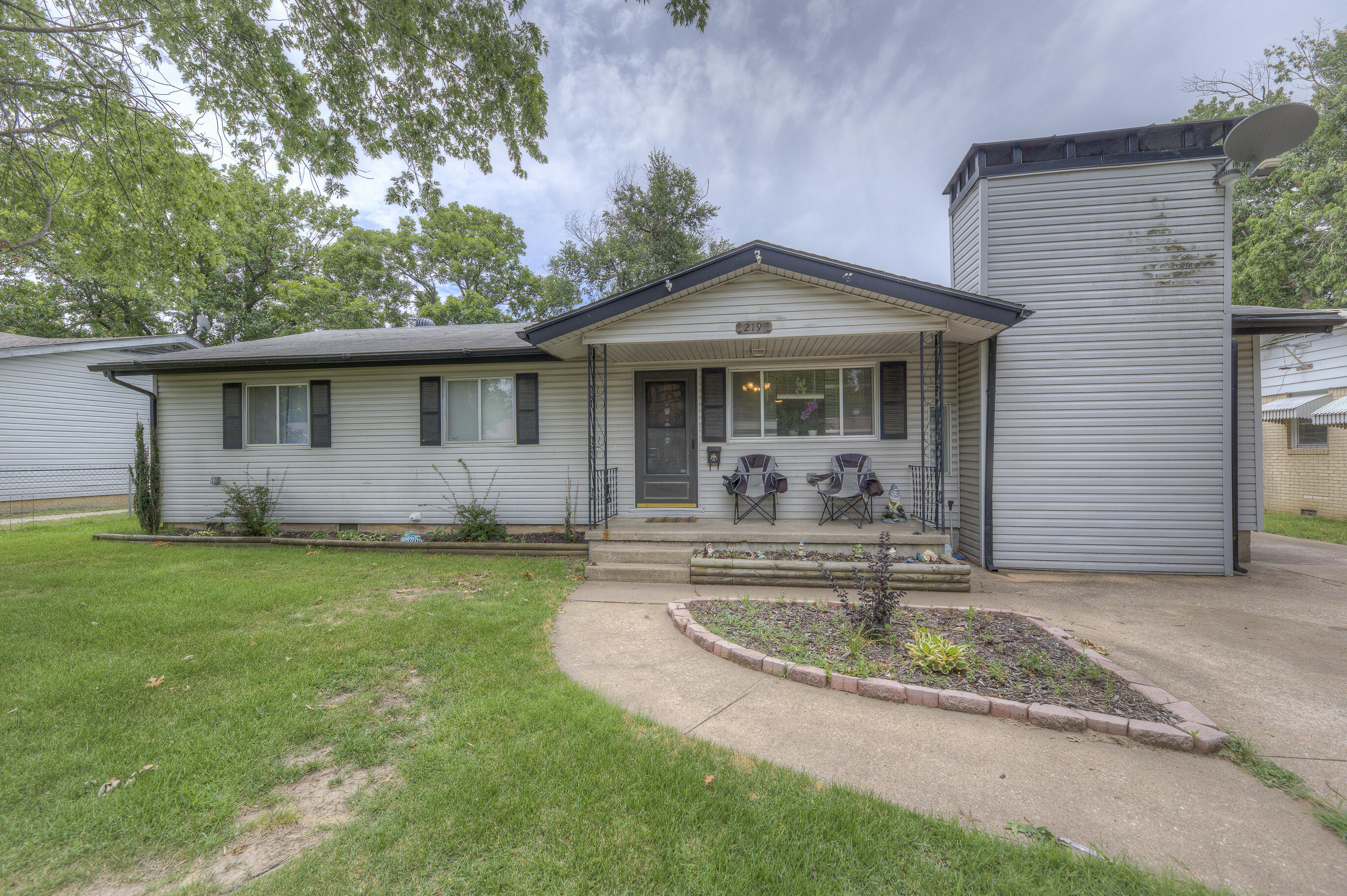 Sunset Dr, Vinita, OK 74301