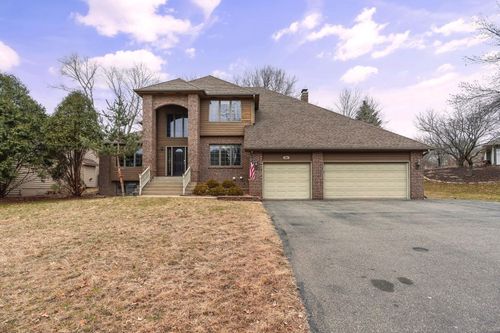741 Bridle Ridge Rd, Eagan, MN, 55123-1680 | Card Image