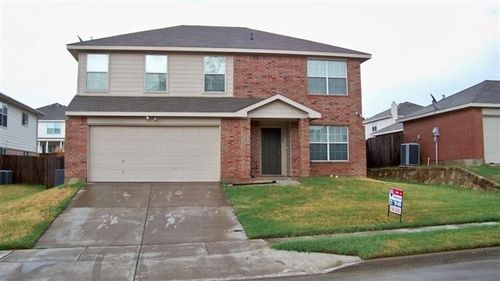 1525 Hedgewood Trl, Fort Worth, TX, 76112-4457 | Card Image
