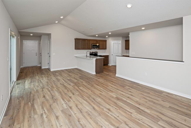 805 Linden St, Condo with 3 bedrooms, 3 bathrooms and null parking in Carlisle IA | Image 11