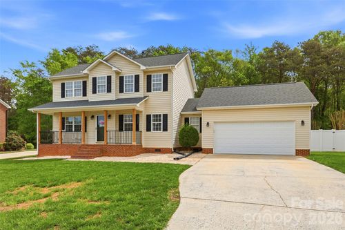 140 Silver Birch Ln, Mount Holly, NC, 28120-1175 | Card Image