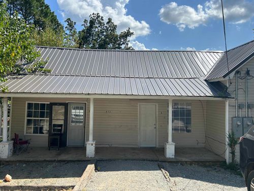 613 W Pine St, Pocahontas, AR, 72455-2366 | Card Image