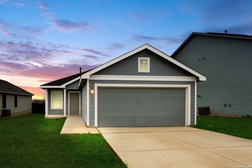 623 Vermilion, San Antonio, TX, 78221-3266 | Card Image