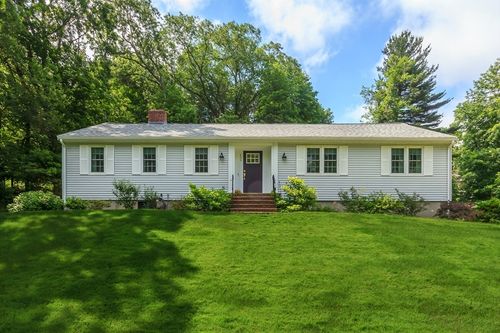 200 Sandra Ln, North Andover, MA, 01845-4615 | Card Image